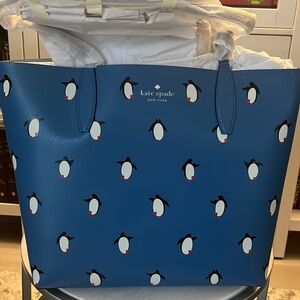 Kate Spade Arctic Friends Reversible Tote & Pouch Penguins Polar Bear